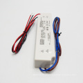 MEANWELL 60W 1400mA 9-42V Salida de corriente constante UL y CE y CB LED Driver LPC-60-1400